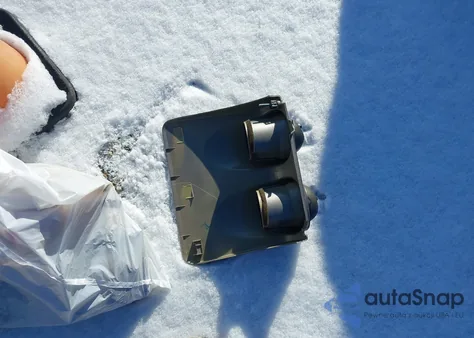 2003 Hummer H2 z USA, uszkodzony, nr VIN 5GRGN23U73H131005